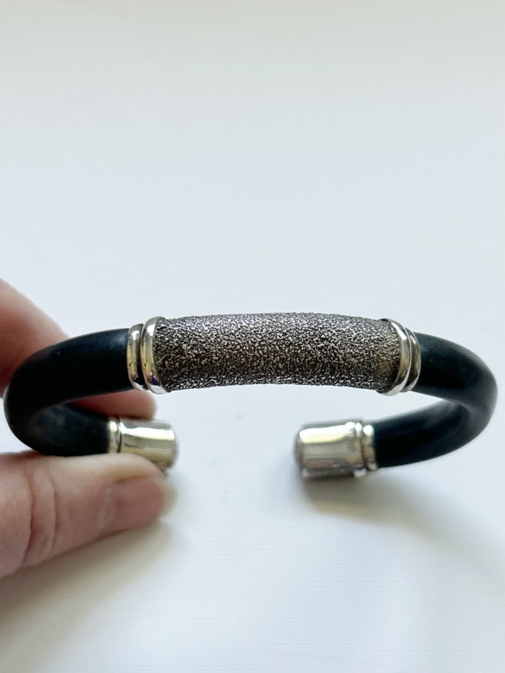 Yanvan Bali Leather Textured Sterling Silver Cuff Bracelet
